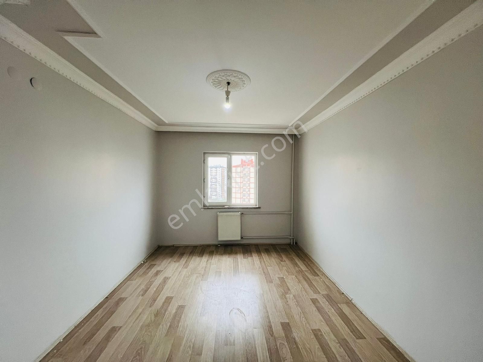 Tramvay Yanı İçi Yapılı Temiz Yüksek Kredi İmkanı 3+1 - Görsel 17