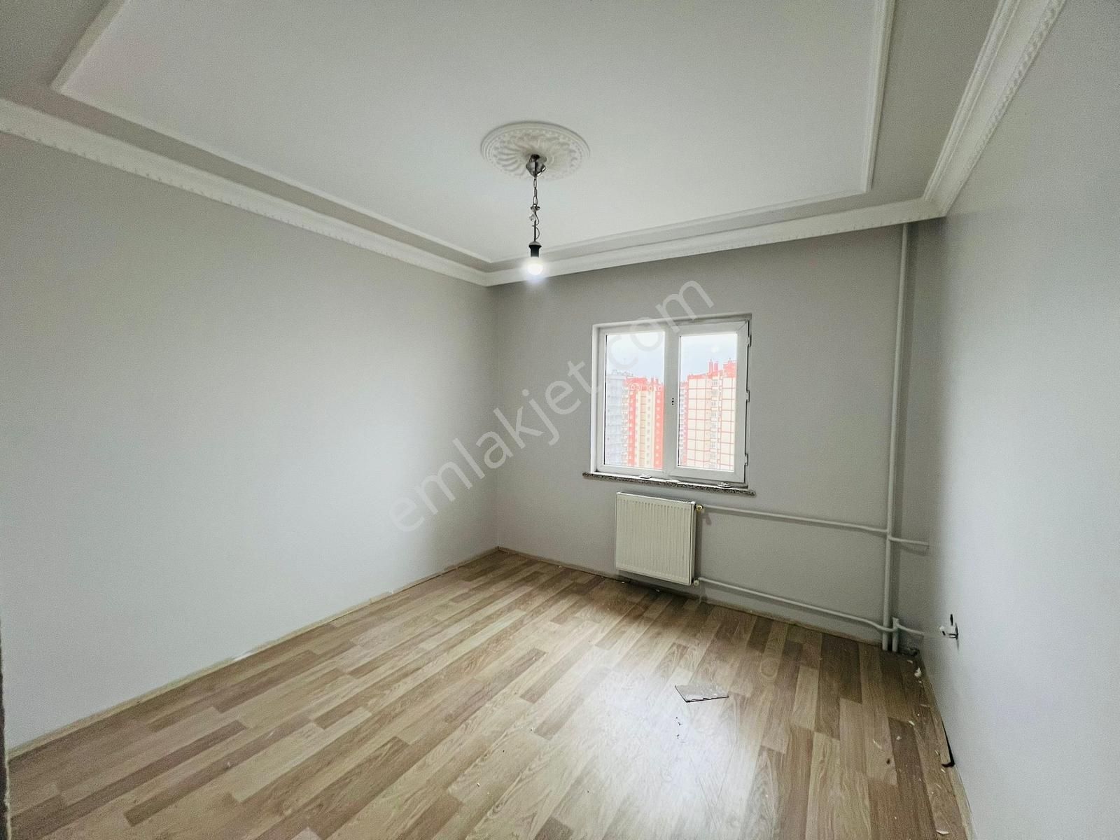 Tramvay Yanı İçi Yapılı Temiz Yüksek Kredi İmkanı 3+1 - Görsel 3