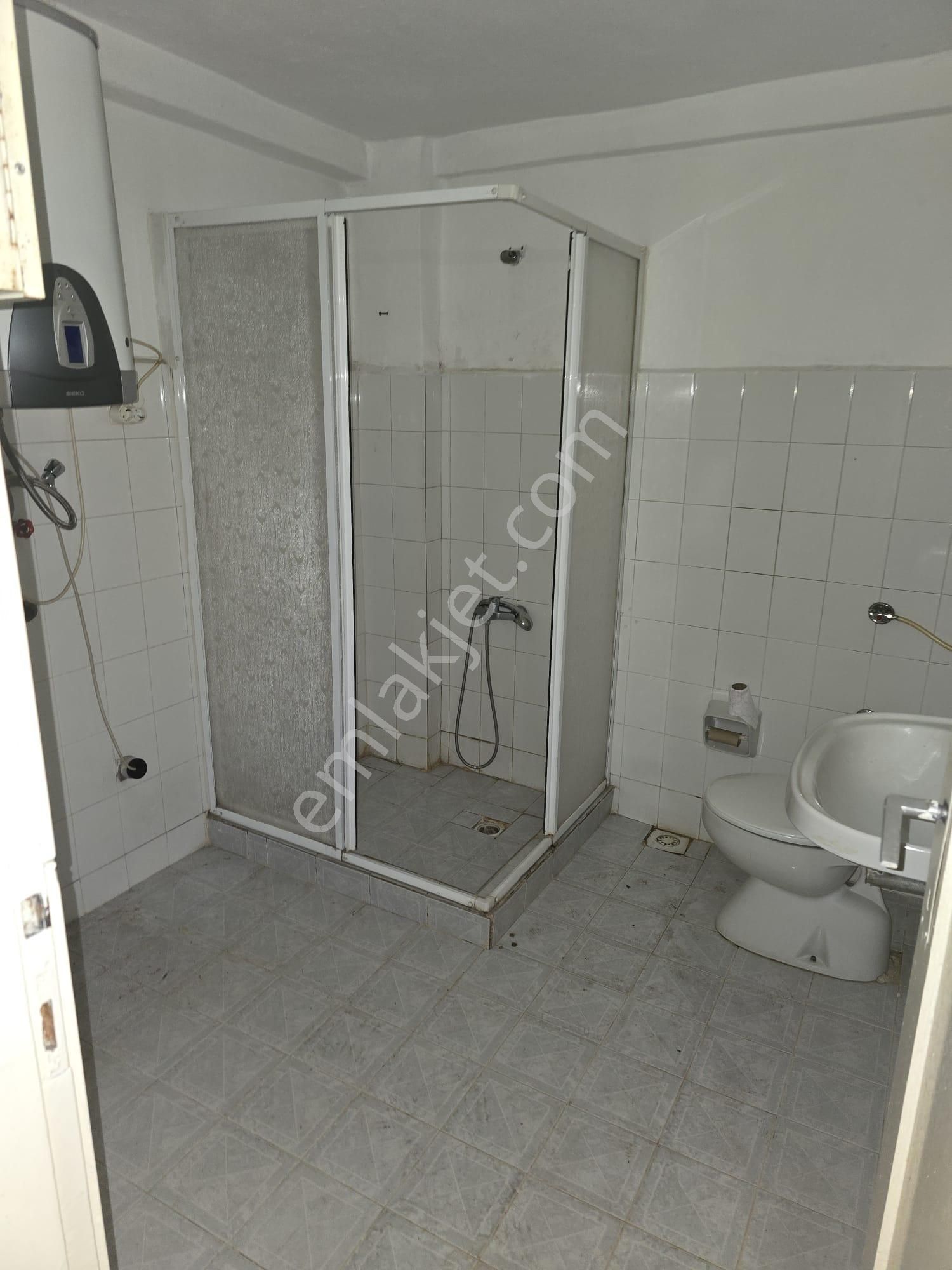 Balçova Eğitim Mahallesinde Otobana Çok Yakın Satlık 1+1 Daire - Görsel 11