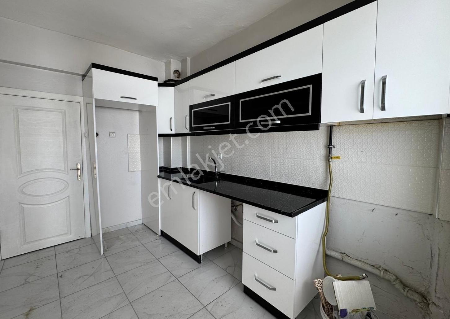 Tavlusun Mahallesinde Arakat 3+1 Masrafsız Satılık Daire - Görsel 10