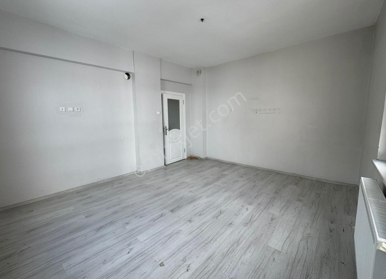 Tavlusun Mahallesinde Arakat 3+1 Masrafsız Satılık Daire - Görsel 7