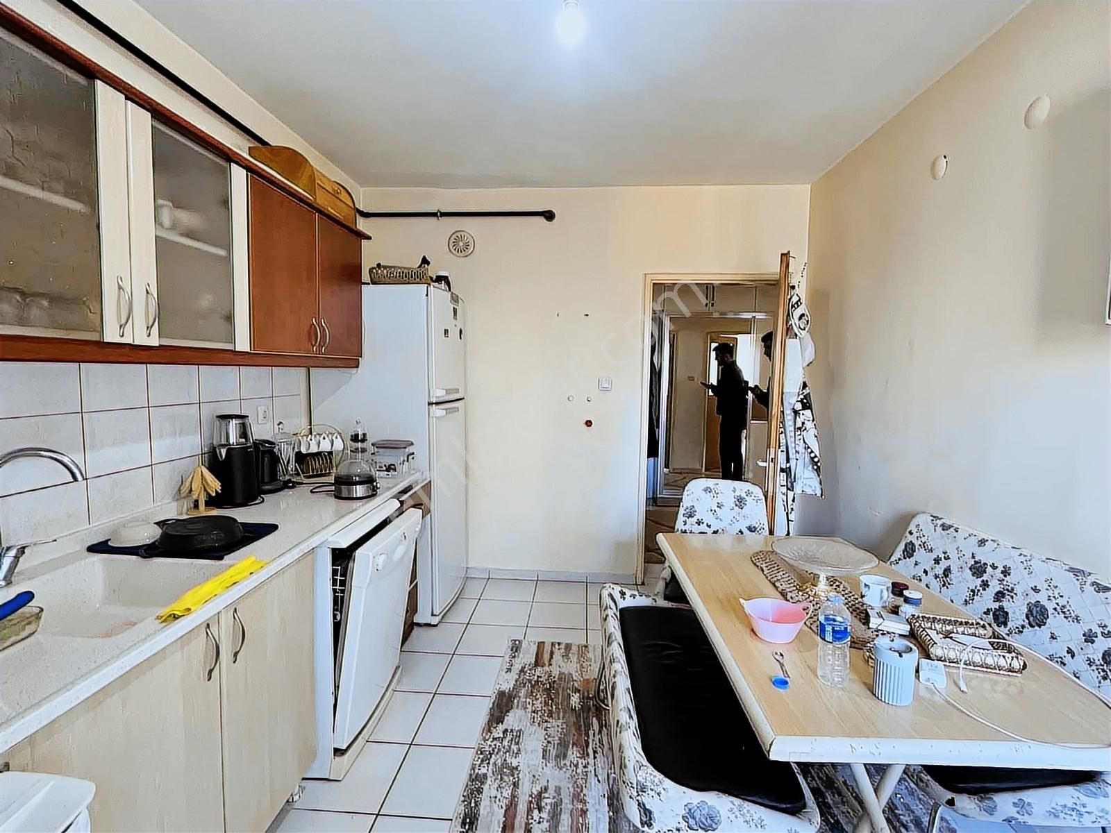 İldem Çarşı Yanında 1.kat Güney Cephe İldem A Dairesi - Görsel 2