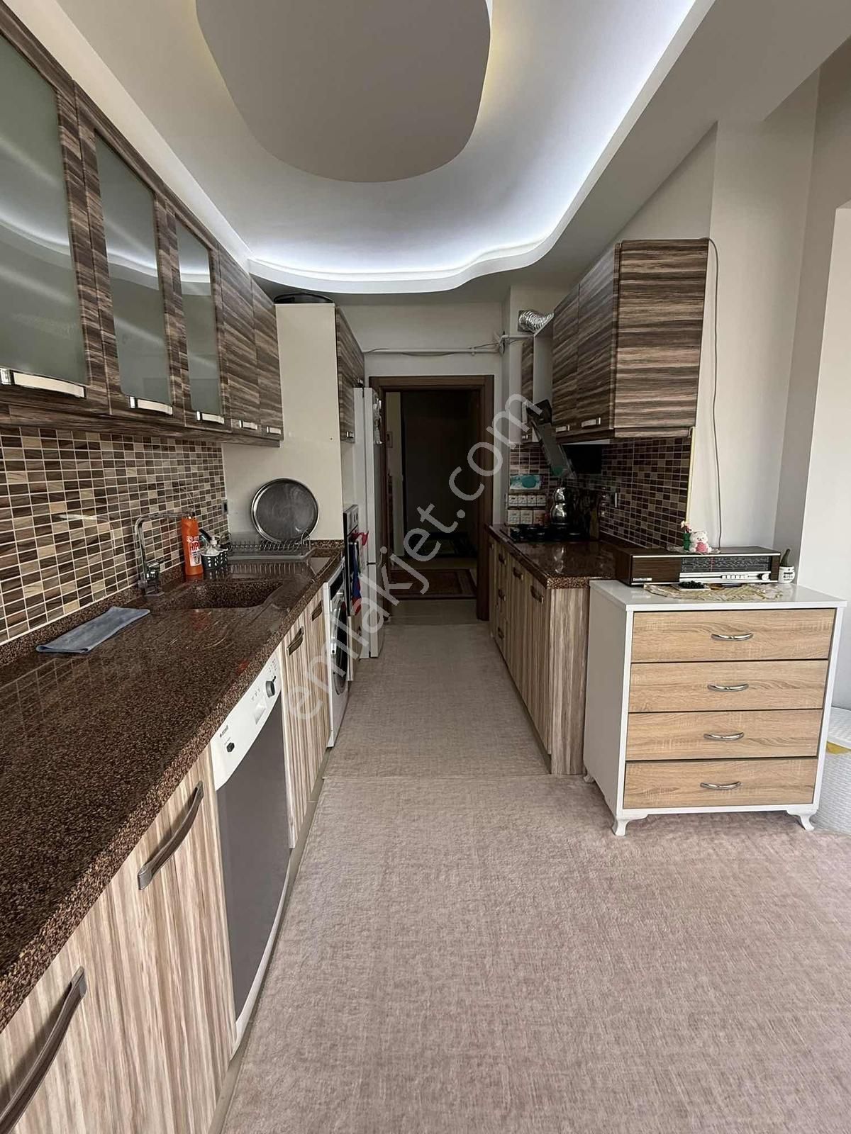 İldem Çarşı Yakını Satılık Lüks Daire Yüksek Krediye Uygun