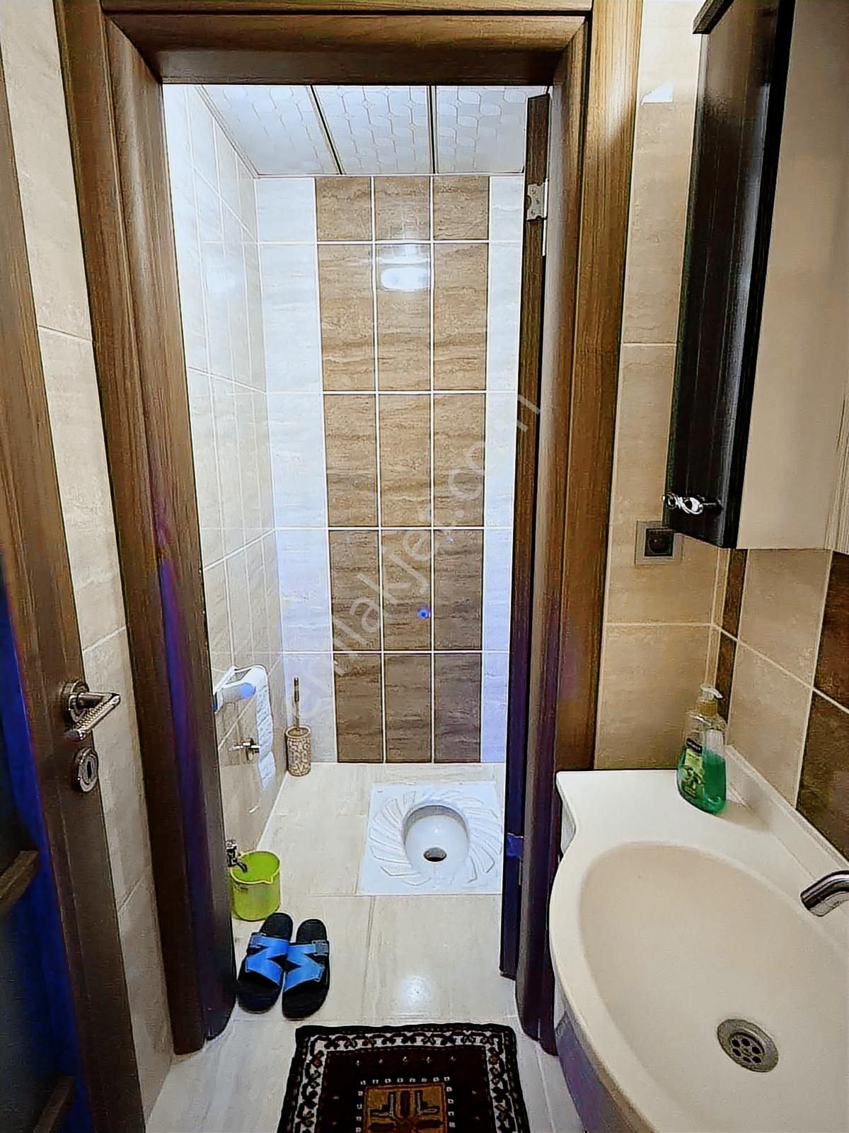 İldem Çarşı Yakını Satılık Lüks Daire Yüksek Krediye Uygun - Görsel 9