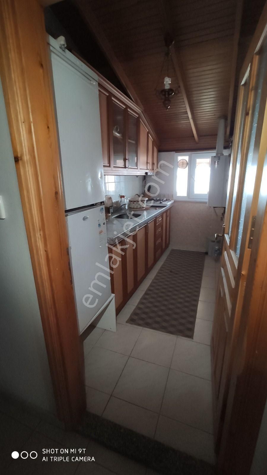 Pendik Esenyalı Mahallesinde Eşyalı Kiralık 1+1 130m2 Teras Daire - Görsel 13