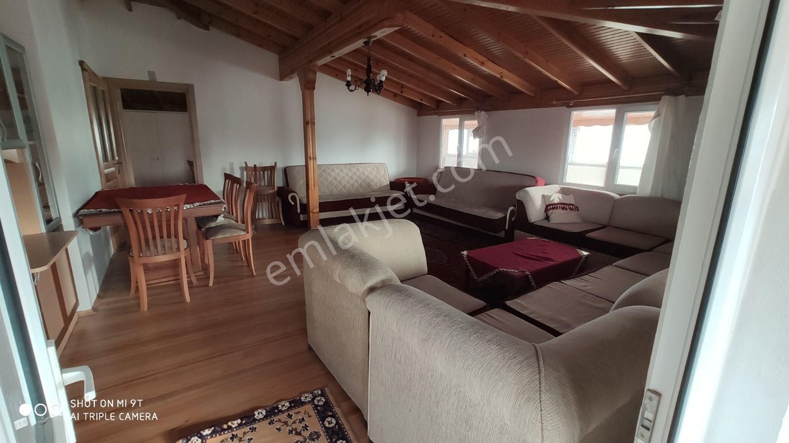 Pendik Esenyalı Mahallesinde Eşyalı Kiralık 1+1 130m2 Teras Daire - Görsel 8