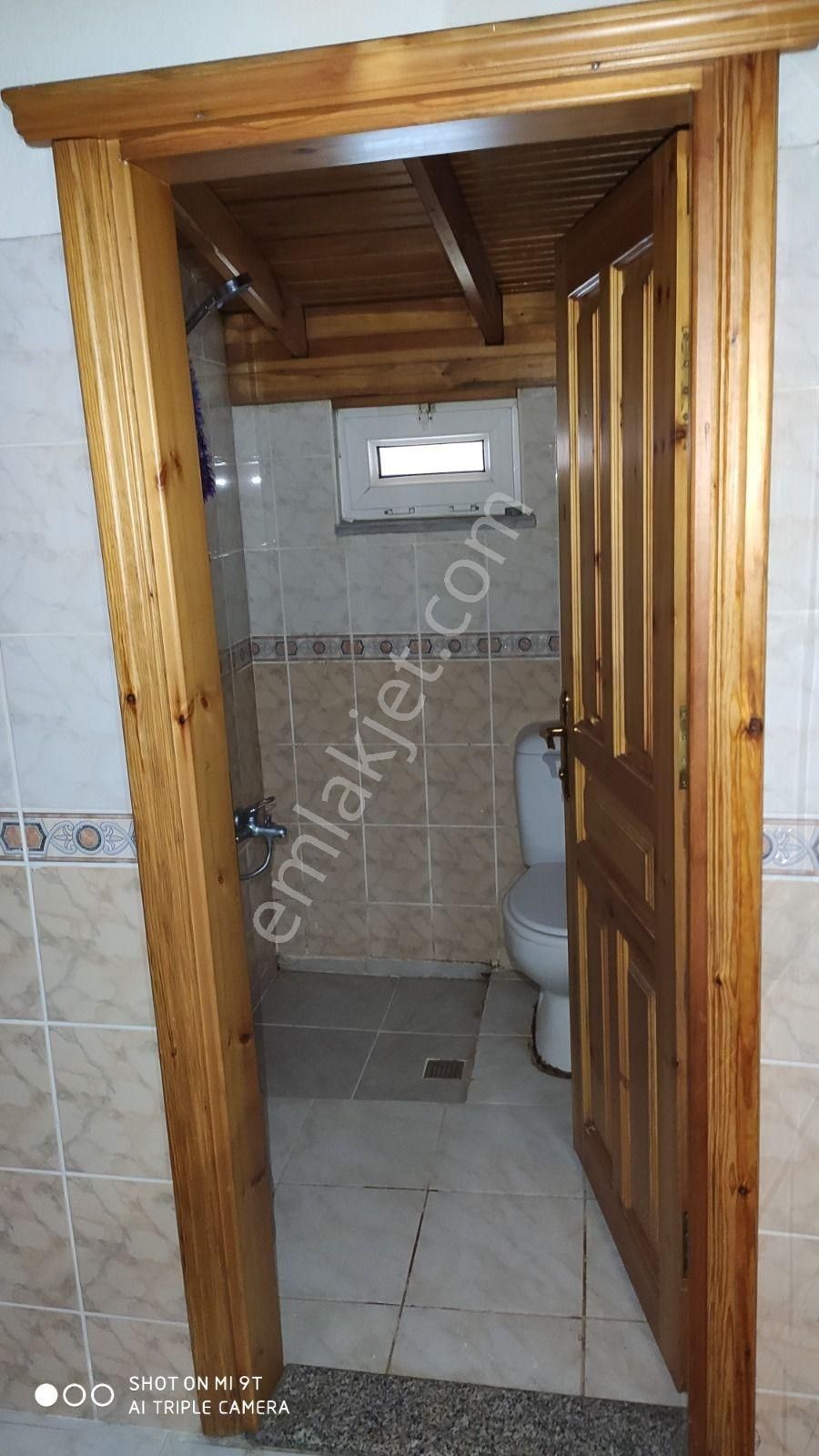 Pendik Esenyalı Mahallesinde Eşyalı Kiralık 1+1 130m2 Teras Daire - Görsel 18