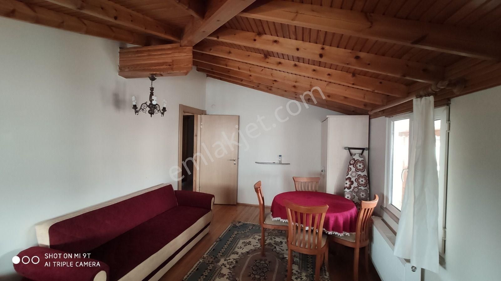 Pendik Esenyalı Mahallesinde Eşyalı Kiralık 1+1 130m2 Teras Daire - Görsel 7