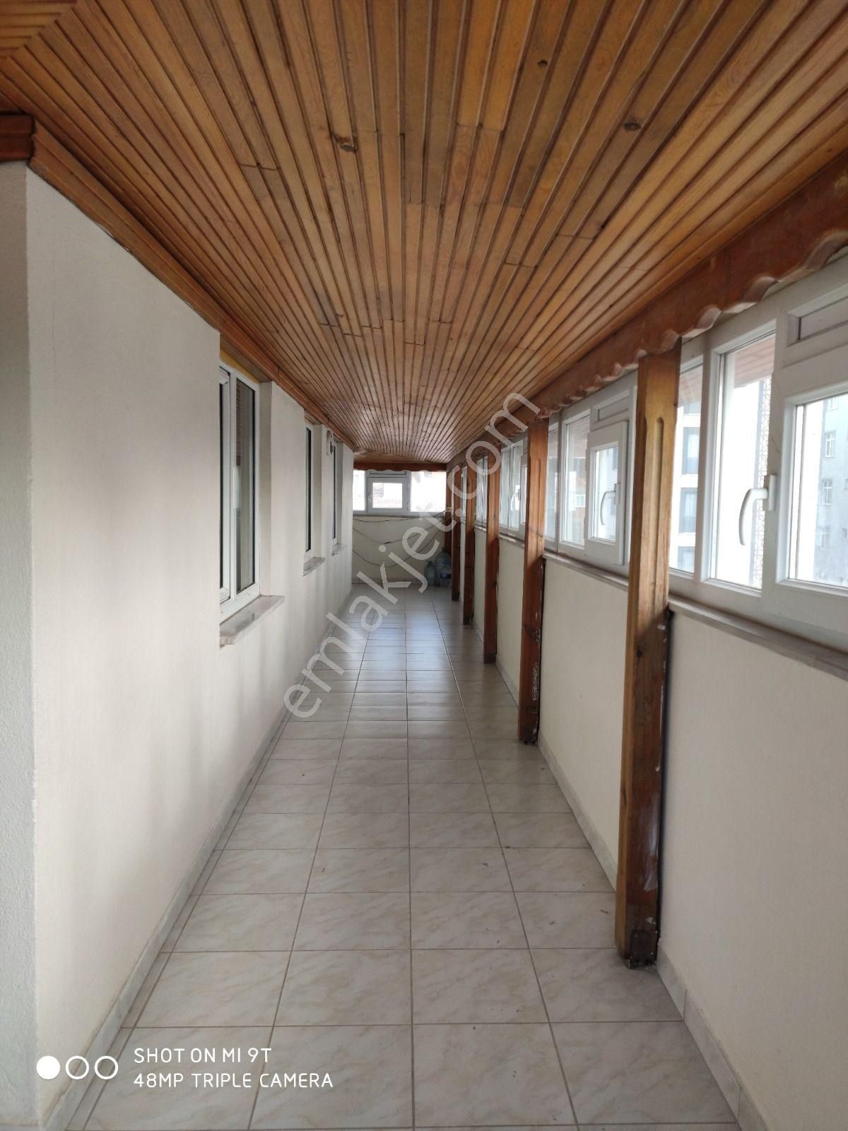 Pendik Esenyalı Mahallesinde Eşyalı Kiralık 1+1 130m2 Teras Daire - Görsel 19