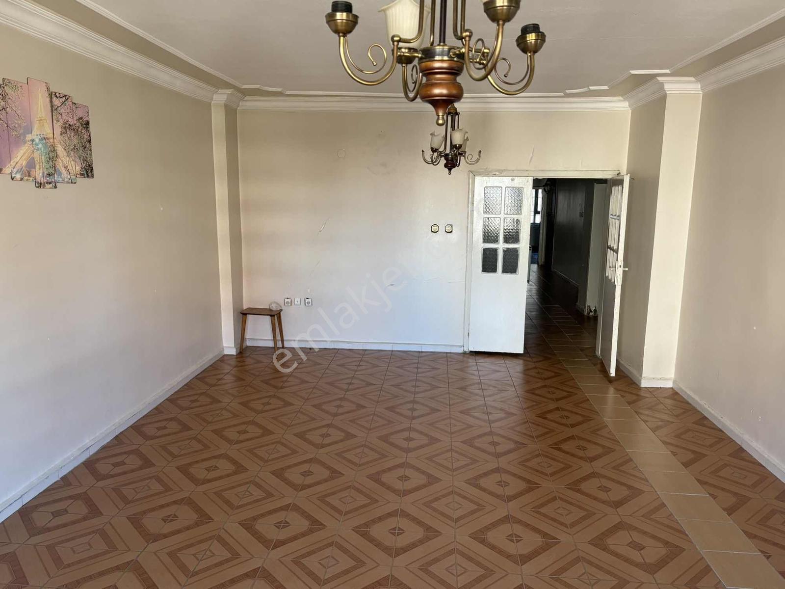 Alaaddin Okçu K İ R A L I Y O R Diyarbakır Cad. 3+1 Ofis - Görsel 17