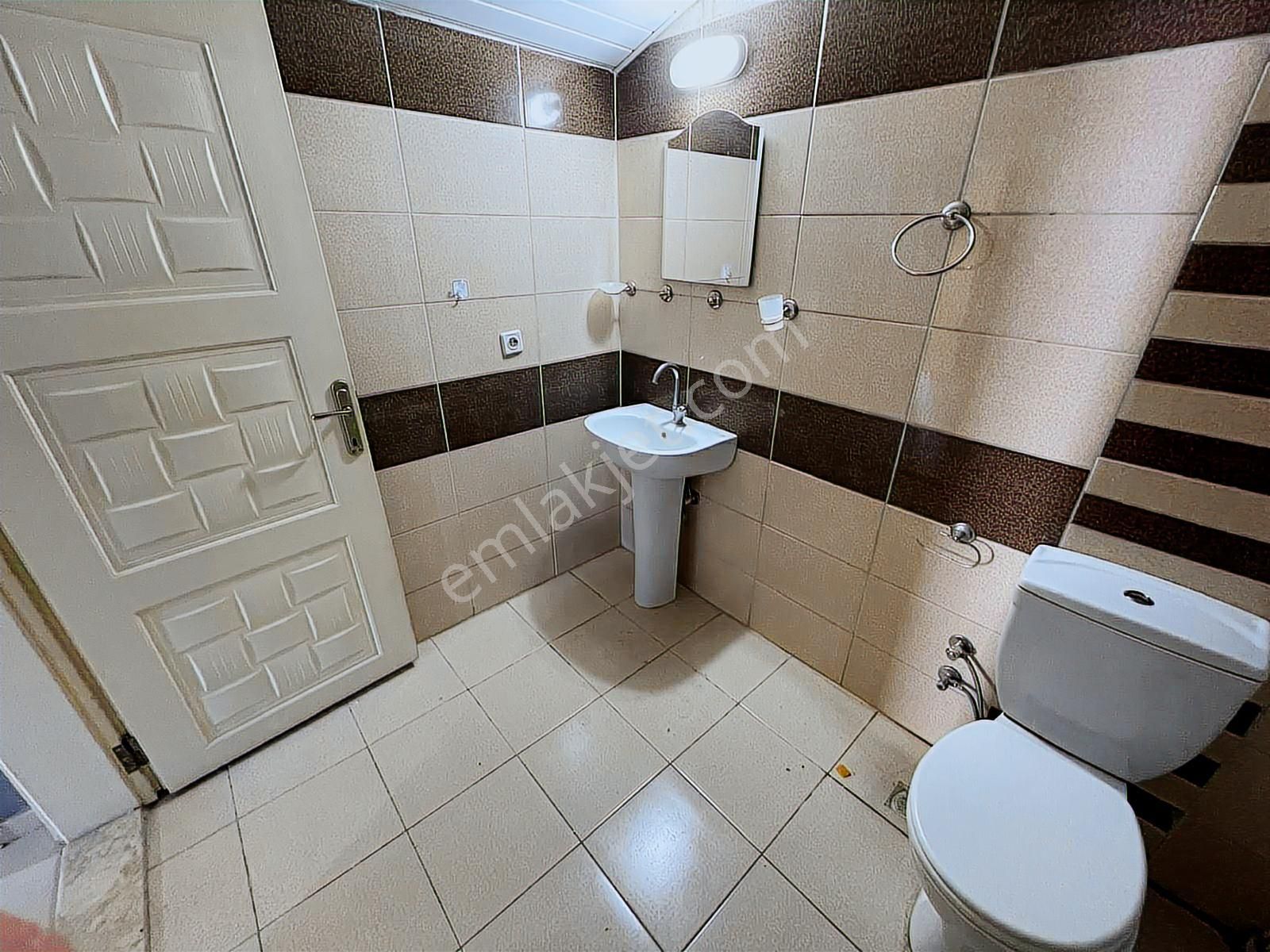 Antalya Otogar Karşısı Kiralık 1+1 95m2 Çatı Katı Daire - Görsel 25