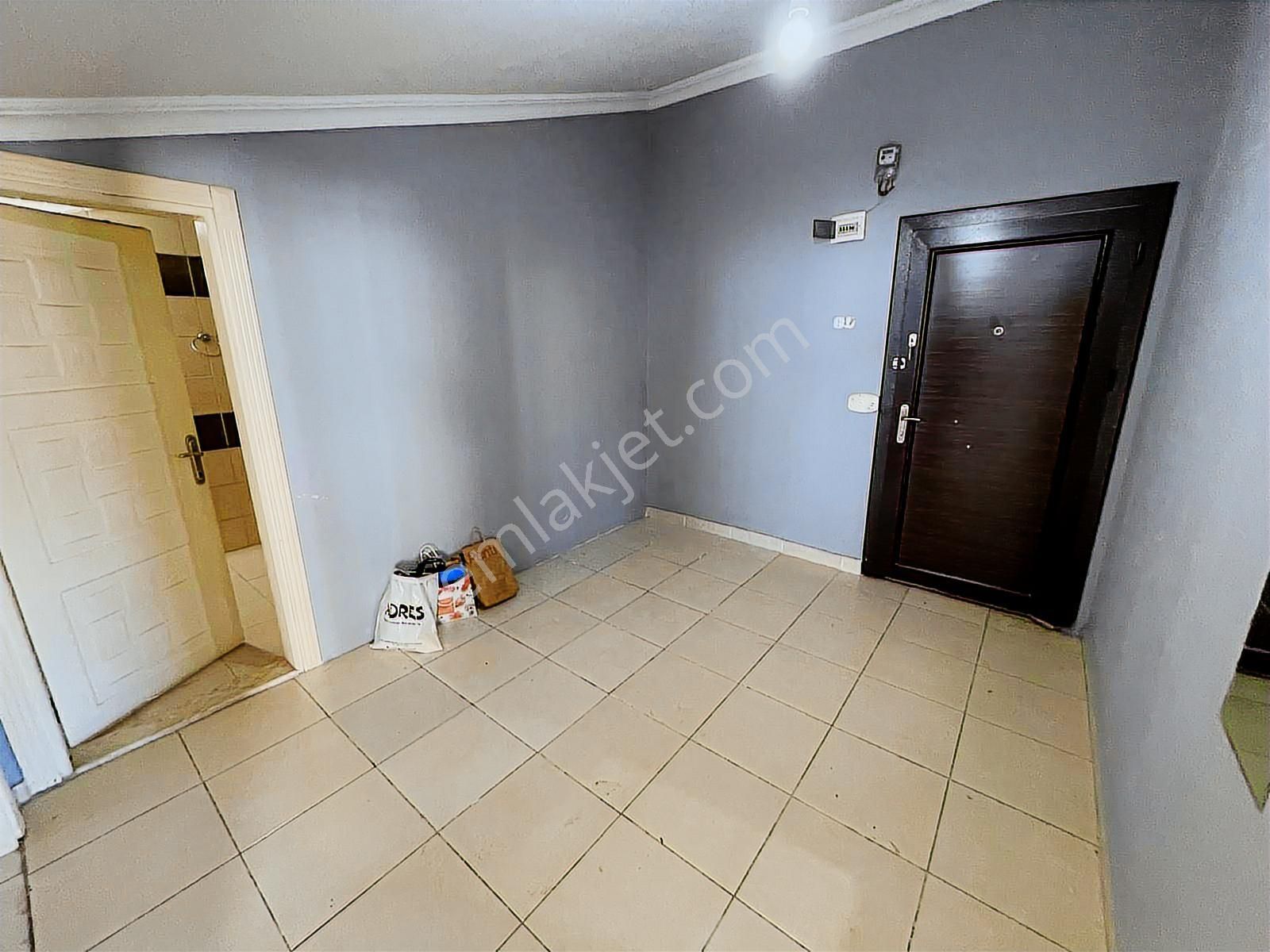 Antalya Otogar Karşısı Kiralık 1+1 95m2 Çatı Katı Daire - Görsel 3