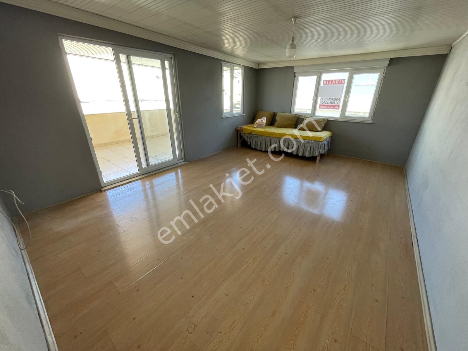 Antalya Otogar Karşısı Kiralık 1+1 95m2 Çatı Katı Daire - Görsel 5