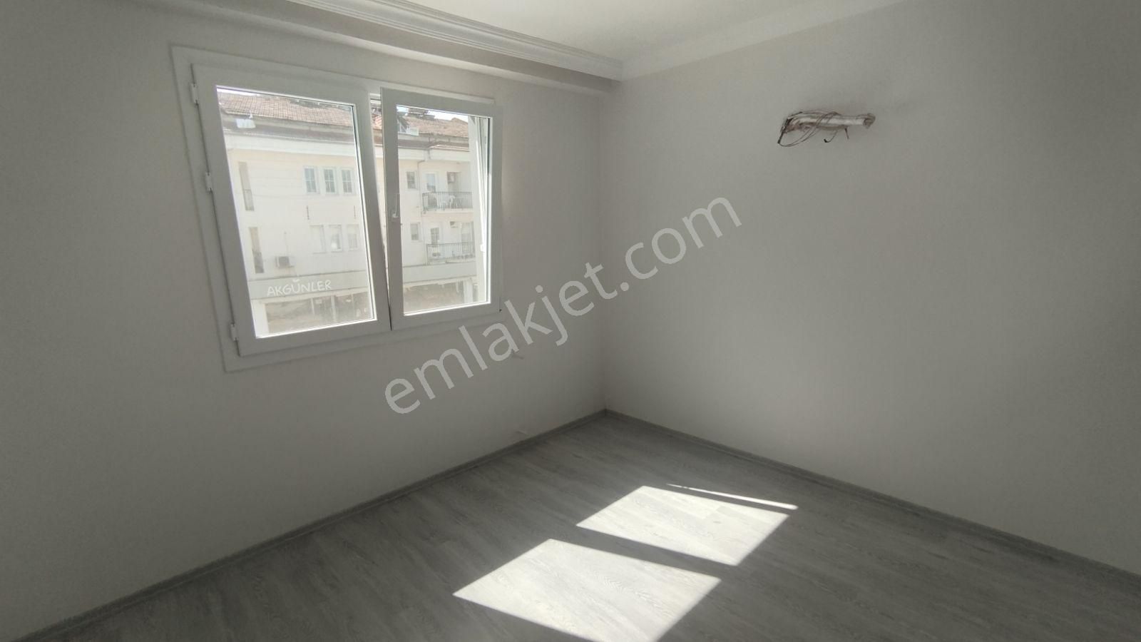 İlkon'dan Taşyaka Ana Cadde Üstü Yeni Binada Kiralık 3+1 Daire - Görsel 33