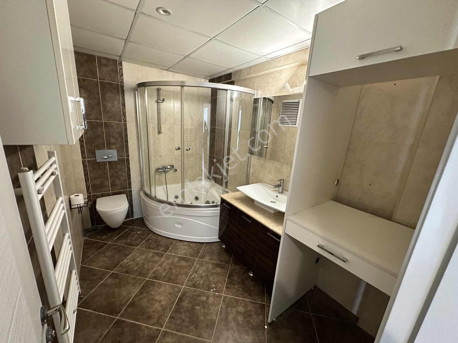 Bulut Emlak'tan Site İçinde 7/24 Özel Güvenlik Ve Havuzlu 3+1 - Görsel 16