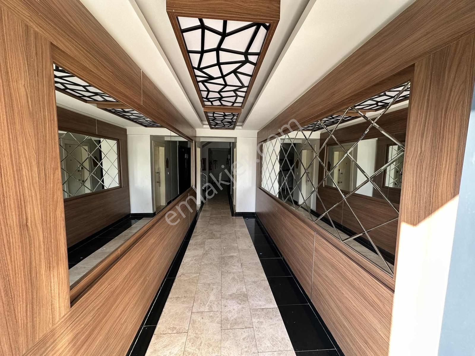 Bulut Emlak'tan Site İçinde 7/24 Özel Güvenlik Ve Havuzlu 3+1 - Görsel 24