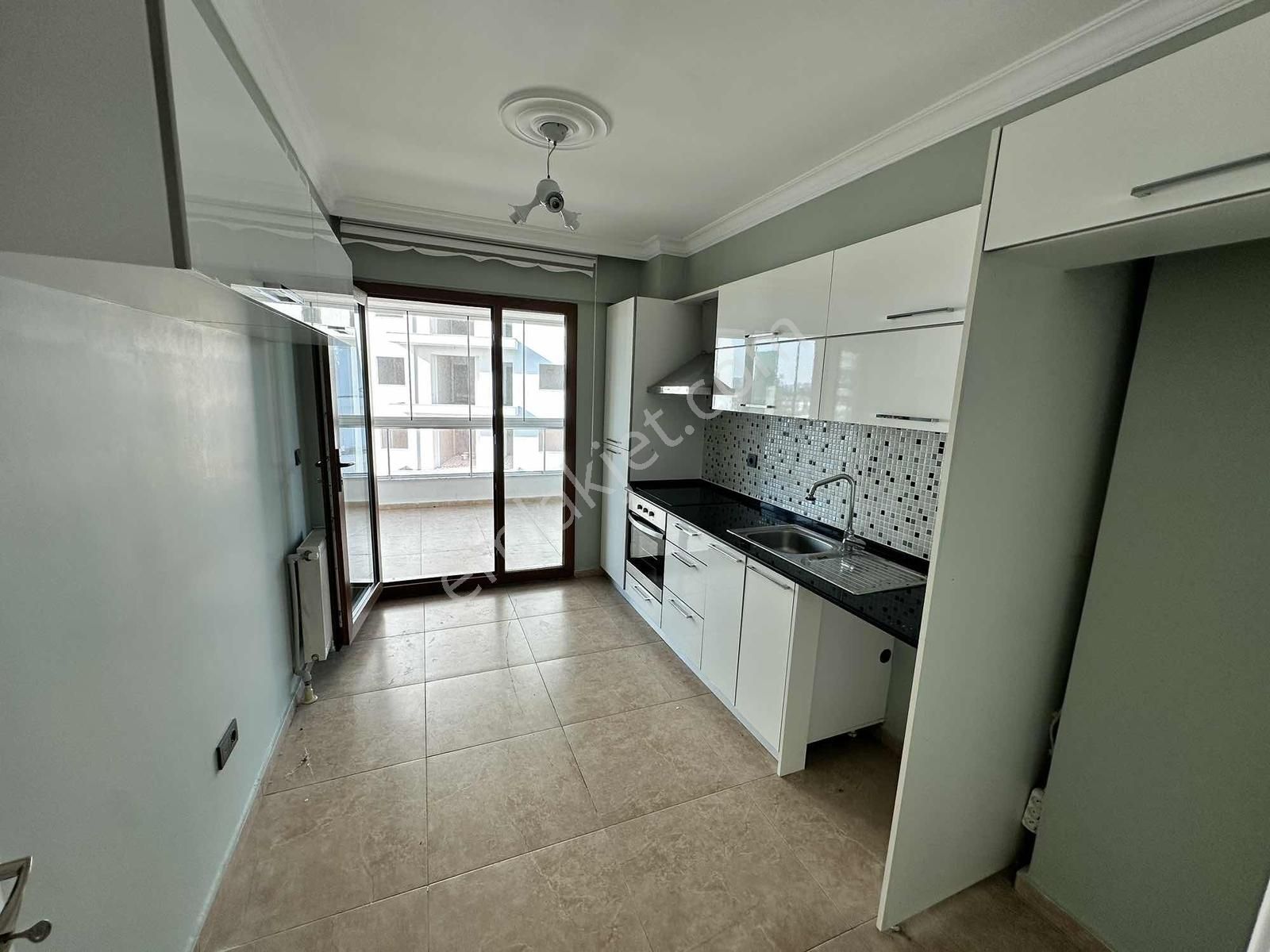 Bulut Emlak'tan Site İçinde 7/24 Özel Güvenlik Ve Havuzlu 3+1 - Görsel 9