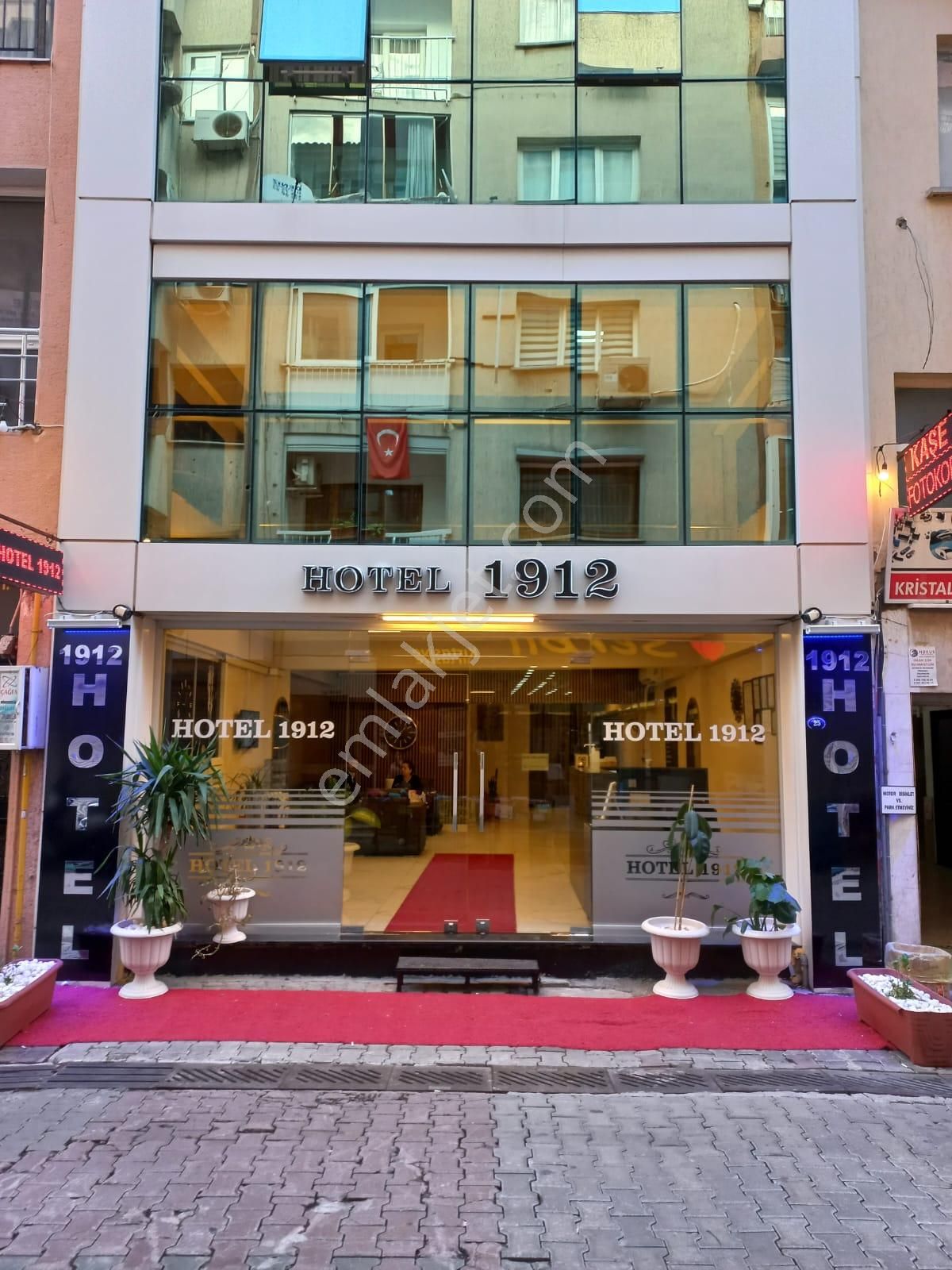 Karşıyaka'da Günlük Kiralık Daire - Görsel 5