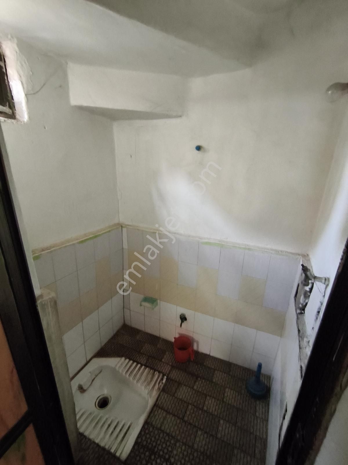 Koru Emlaktan Şifa Merkezde 80m2 Wcli Yüksek Girişkiralık Dükkan - Görsel 2