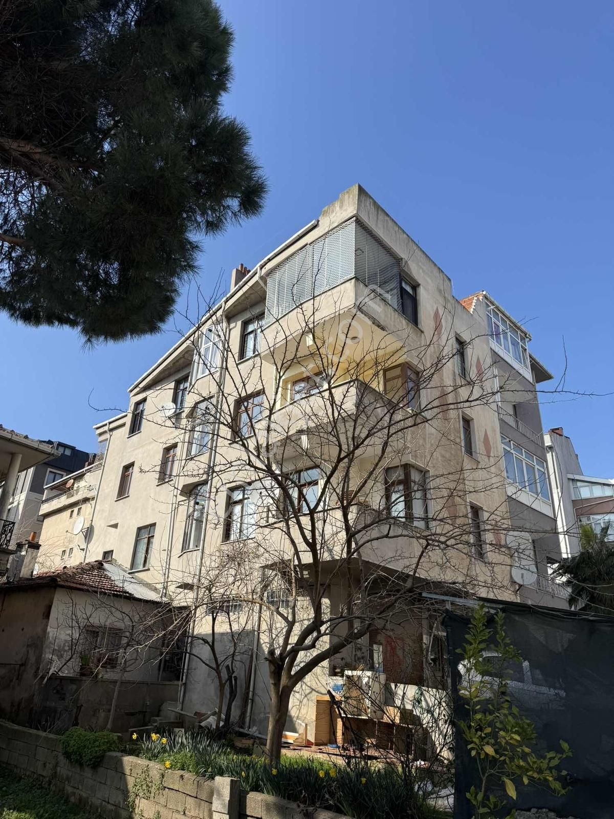 Ümraniye Santralde Metroya 3 Dk Mesafede Kiralık Ferah 3+1