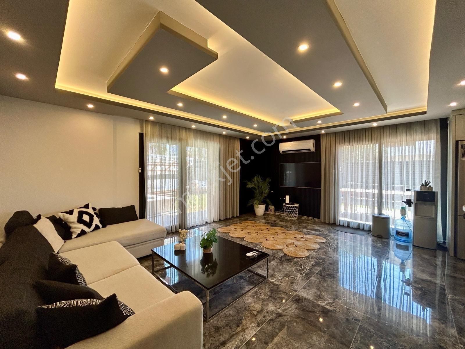 Kuşadası Davutlarda Özel Havuzlu Full Eşyalı Müstakil 4+1 Villa - Görsel 12