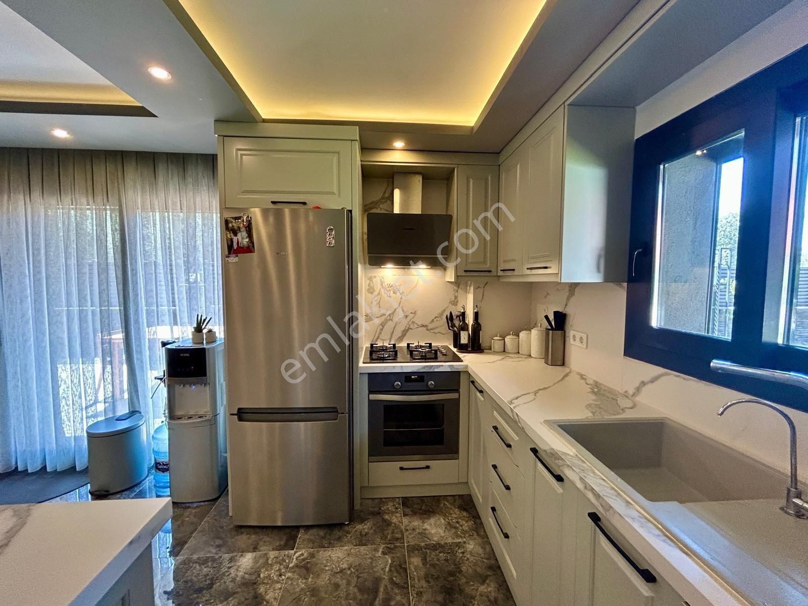 Kuşadası Davutlarda Özel Havuzlu Full Eşyalı Müstakil 4+1 Villa - Görsel 22