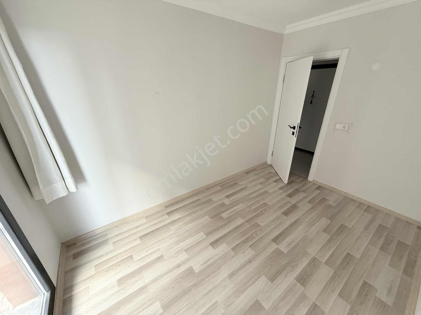 Fatih Mahallesi Başaran Life Sitesinde Yerden Isıtmalı 3+1 Daire - Görsel 6