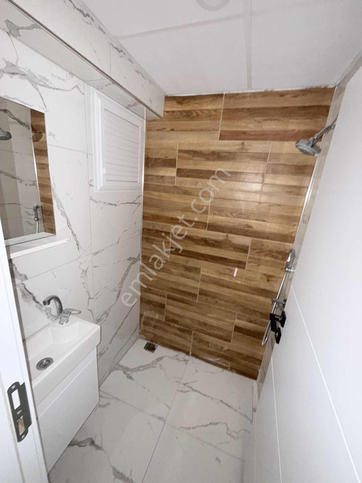 Fatih Mahallesi Başaran Life Sitesinde Yerden Isıtmalı 3+1 Daire - Görsel 8