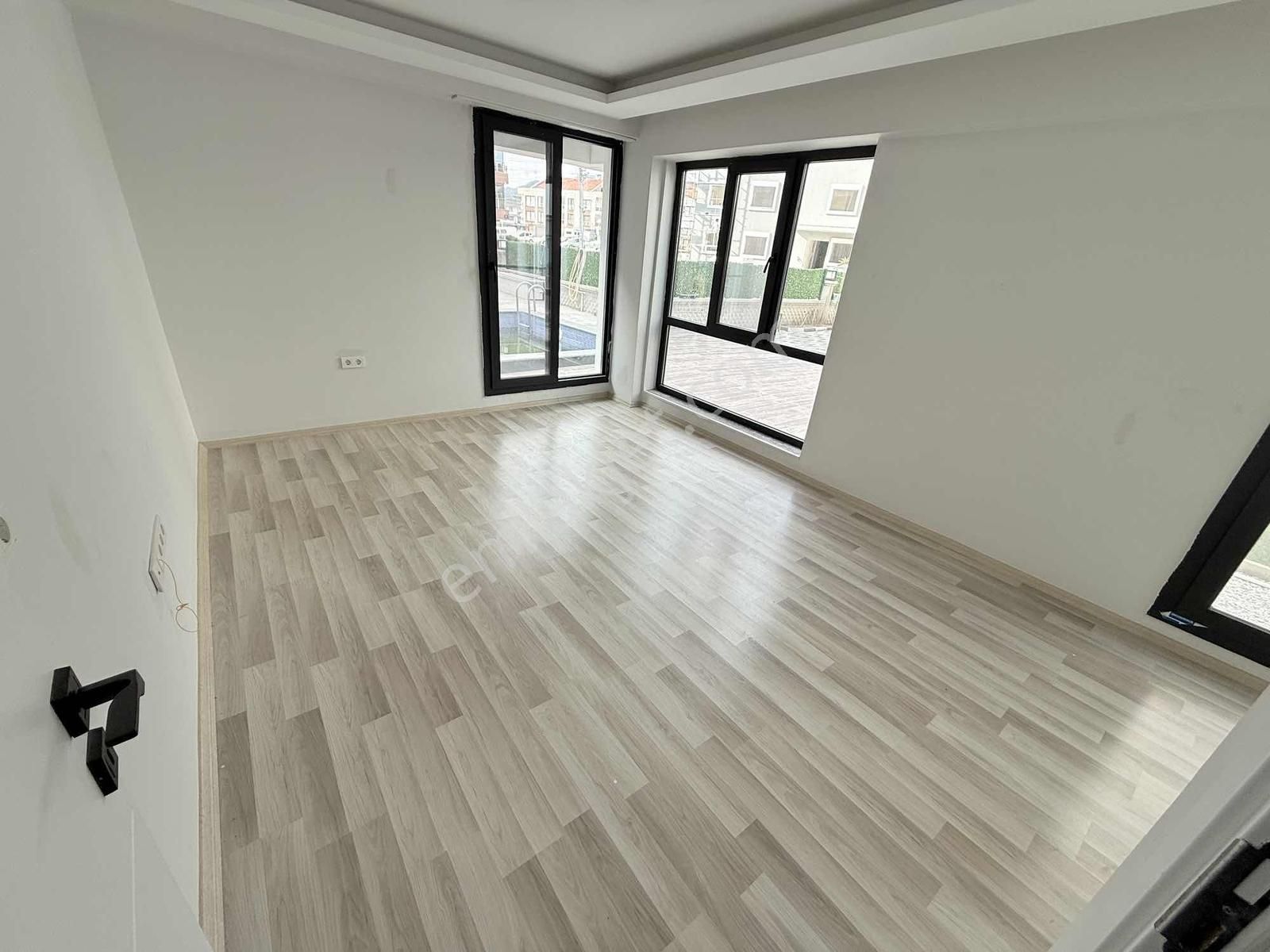 Fatih Mahallesi Başaran Life Sitesinde Yerden Isıtmalı 3+1 Daire - Görsel 11