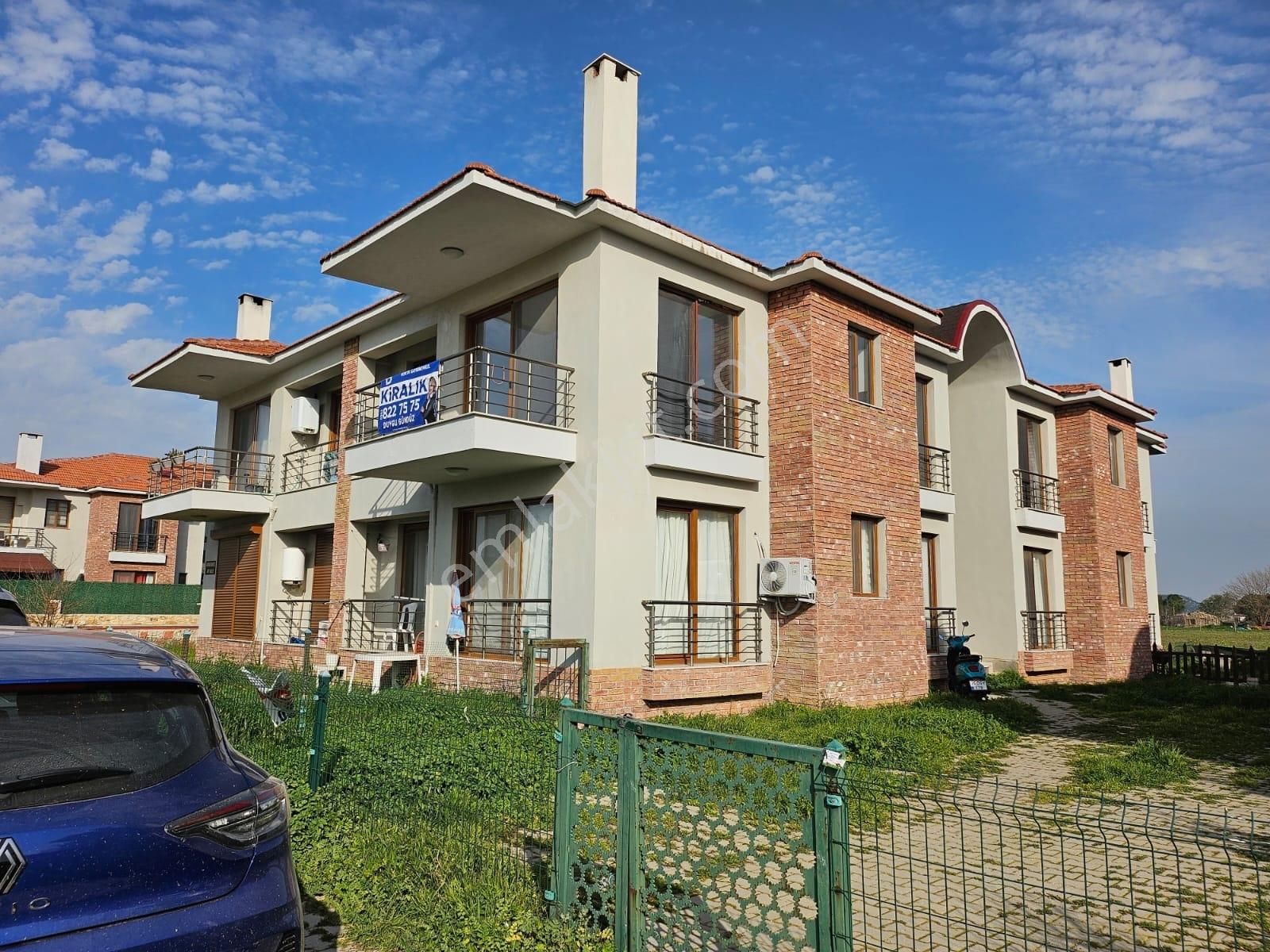 Foça Hacıveli Mahallesinde Kiralık 2+1 Daire - Görsel 18