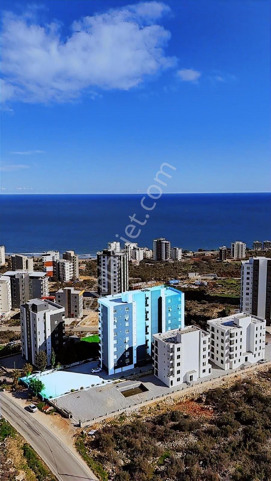 Thor'dan Satılık Ayaşta Deniz Manzaralı Havuzlu 2+1 Fırsat Daire