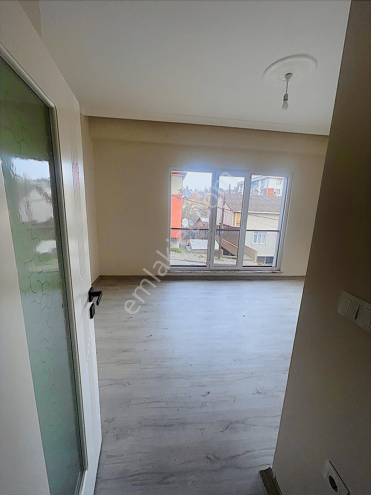 Koru Emlak'tan Geniş Kiralık 2+1 Ferah Daire - Görsel 2