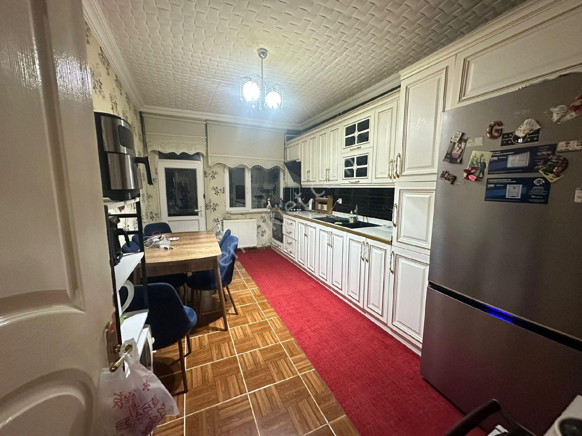 Millet Bahçesi Civarında Bulunan 3+1 Dairemiz Acilen Satılıktır - Görsel 11