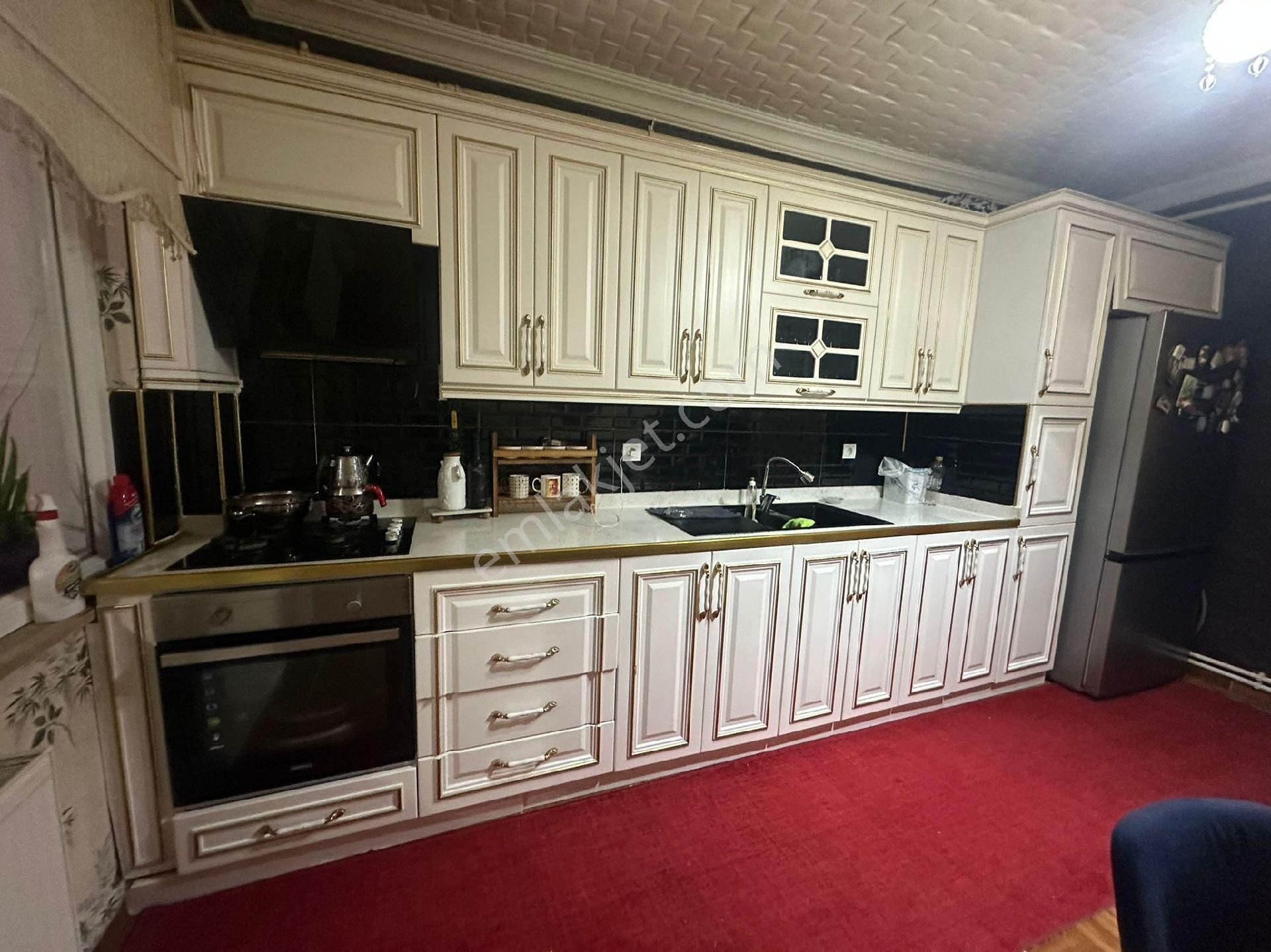 Millet Bahçesi Civarında Bulunan 3+1 Dairemiz Acilen Satılıktır - Görsel 5