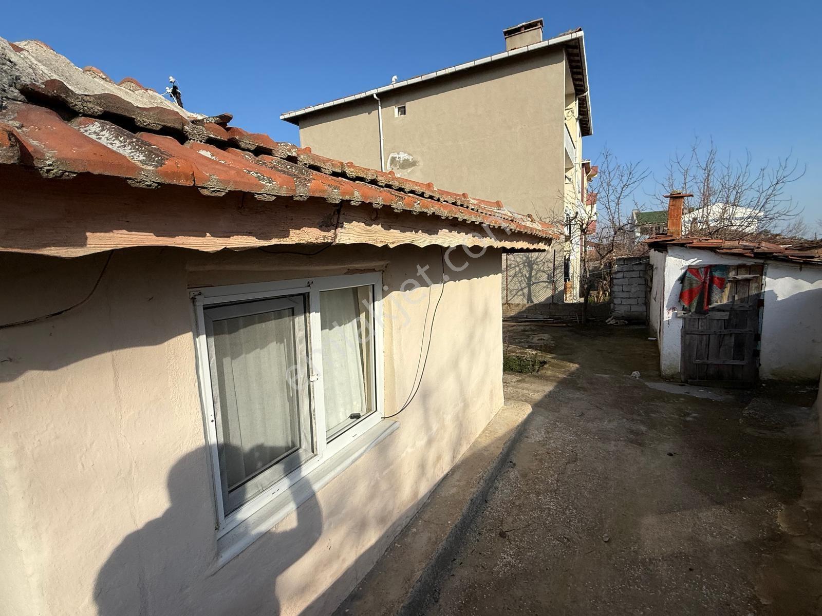 Edirne Yıldırım Geniş Arsalı Müstakil Ev - Görsel 12