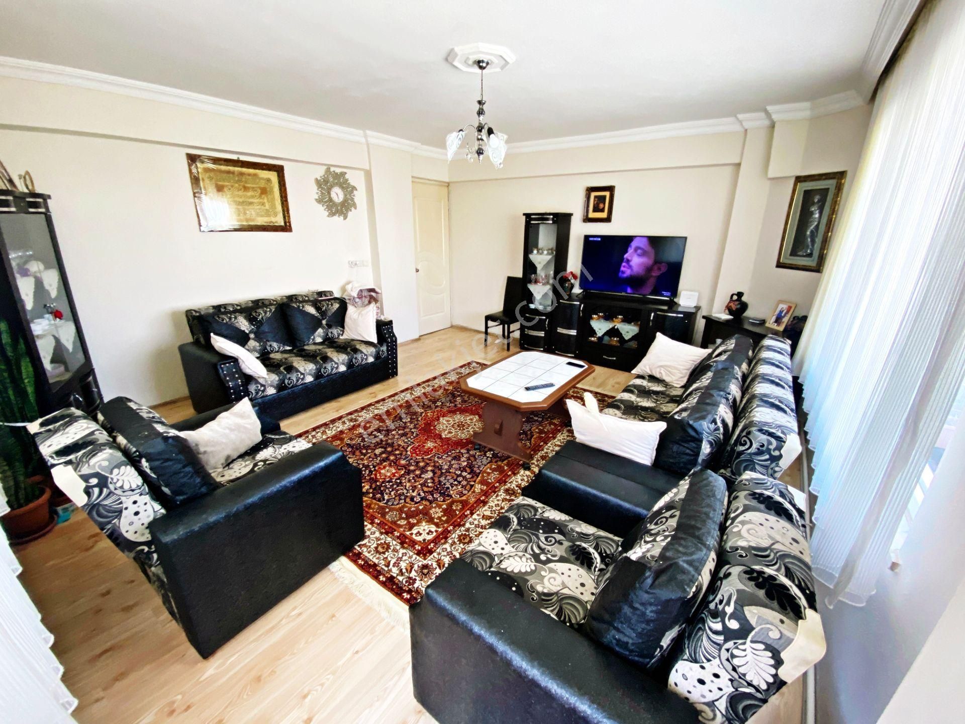 🛑🛑aktiften Akçay'da Satılık 3+1 Çift Balkonlu Ön Cephe Arakat 176m2 Harika Daire - Görsel 2