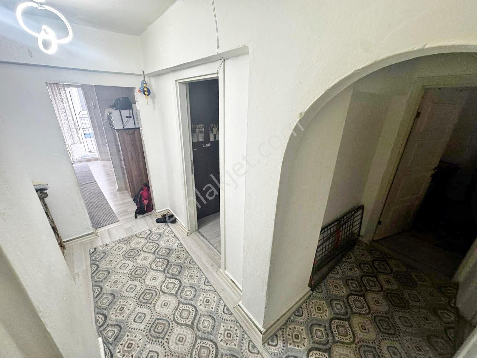 Ergenekon'da Ankara Manzaralı Arakat Yapılı Acil Satılık 2+1 Daire.. - Görsel 24