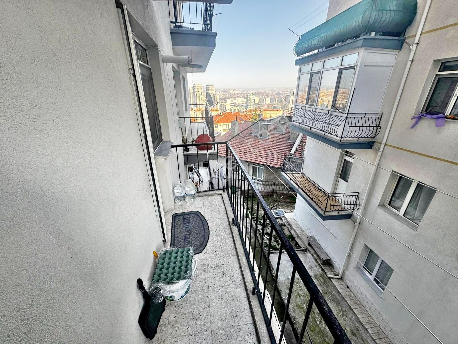 Ergenekon'da Ankara Manzaralı Arakat Yapılı Acil Satılık 2+1 Daire.. - Görsel 8