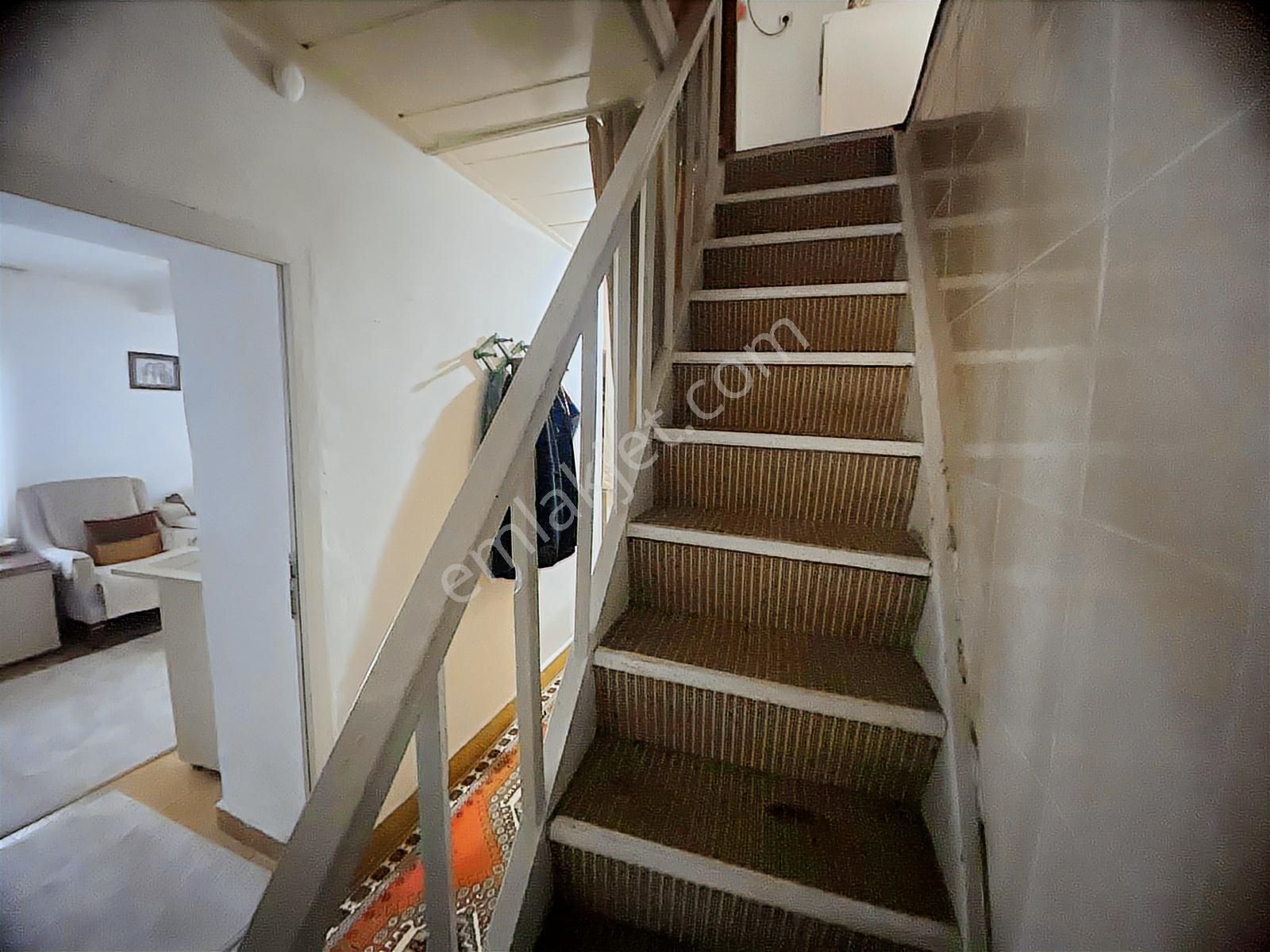 Urla Merkezde Sanat Sokağına Yürüme Mesafesinde Müstakil Ev - Görsel 26