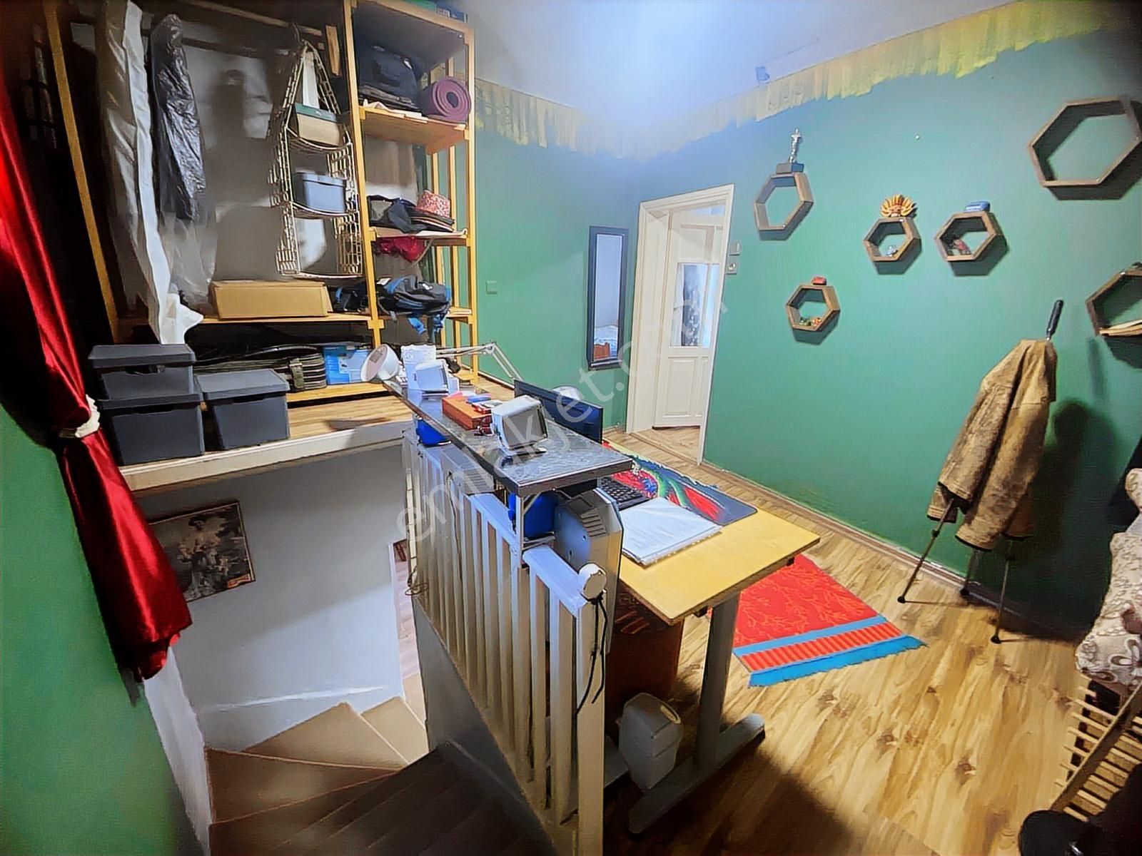 Urla Merkezde Sanat Sokağına Yürüme Mesafesinde Müstakil Ev - Görsel 13