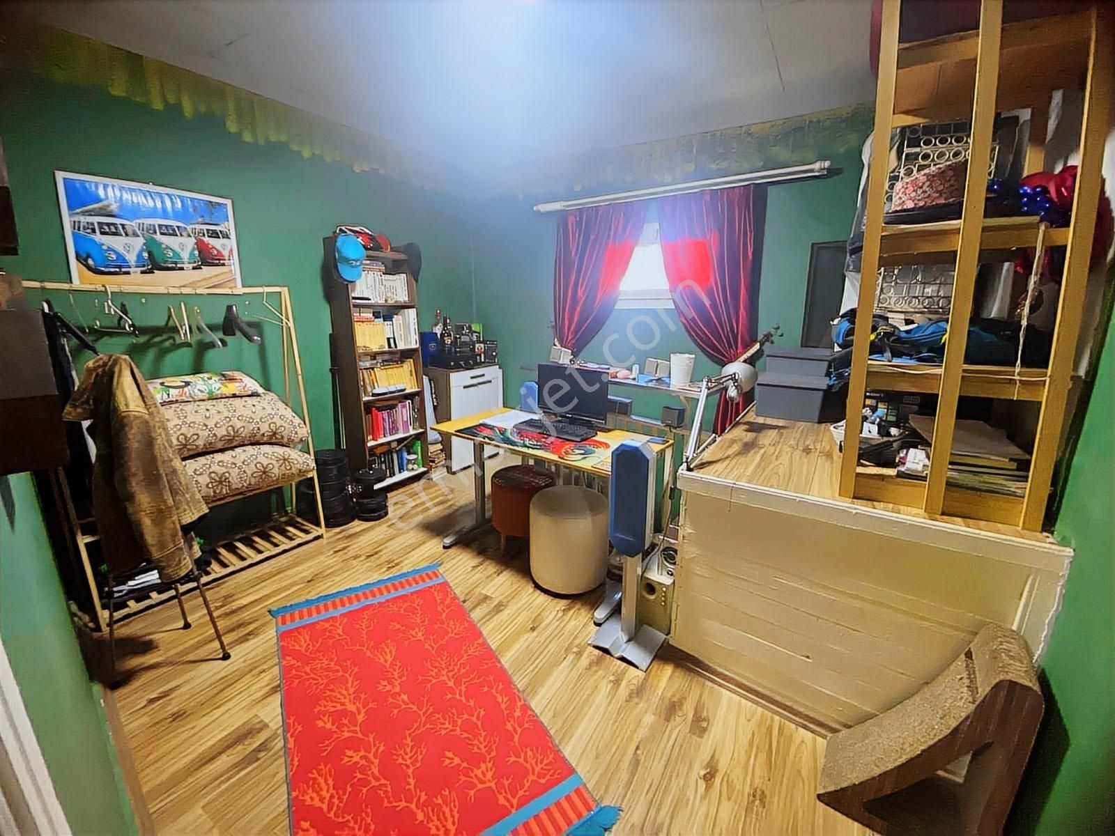 Urla Merkezde Sanat Sokağına Yürüme Mesafesinde Müstakil Ev - Görsel 6