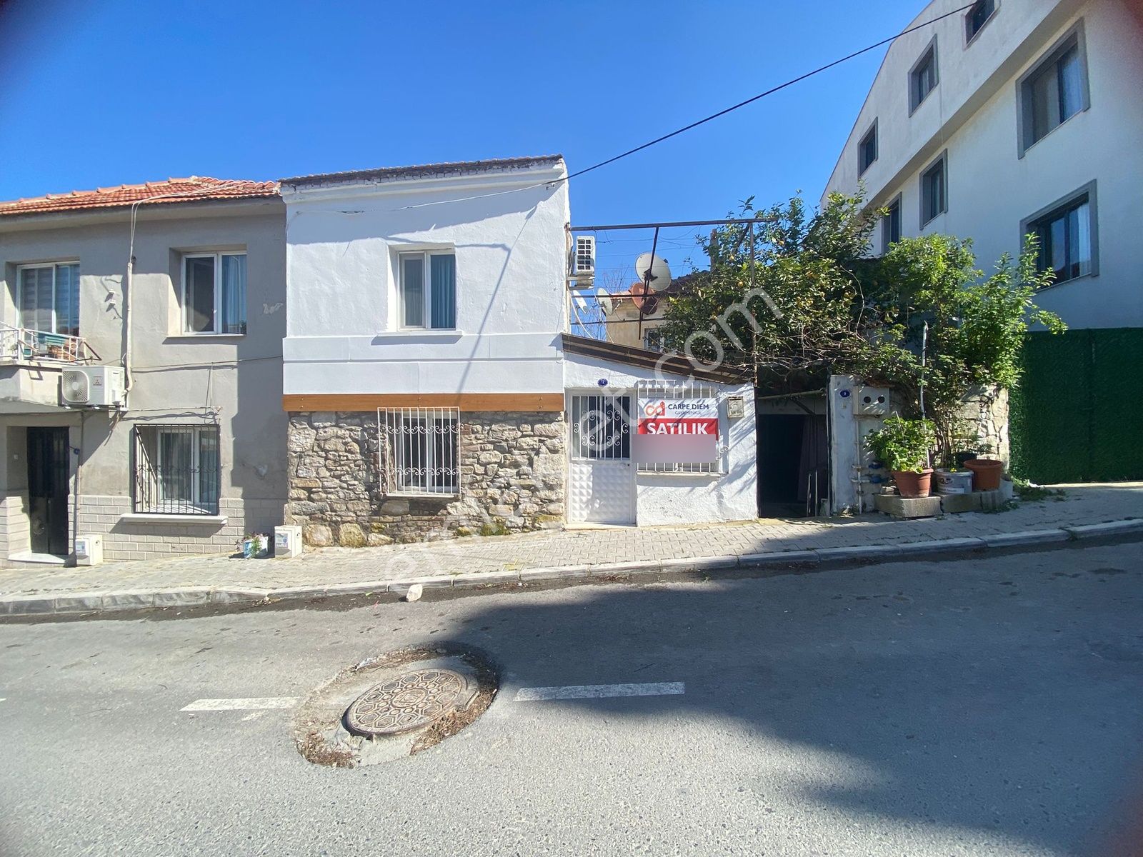 Urla Merkezde Sanat Sokağına Yürüme Mesafesinde Müstakil Ev