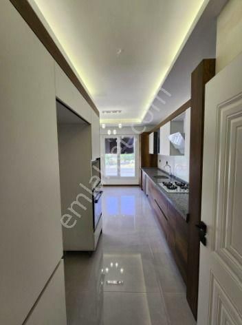 Bekir Yıldız Bulvarı Üzerinde 4+1 Lüx Satılık Daire - Görsel 17