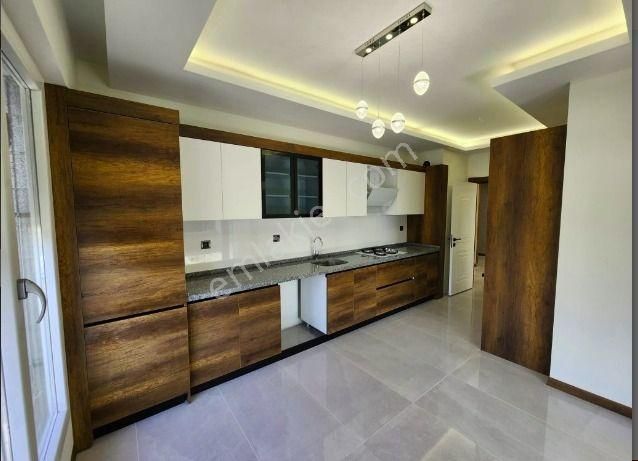 Bekir Yıldız Bulvarı Üzerinde 4+1 Lüx Satılık Daire - Görsel 10