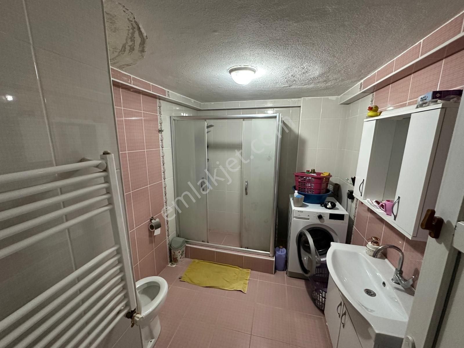 Esenyurt Saadetdere Turgut Özal Mahallesinde Toriuma ,metrobüs E Yakın Kiralık 3+1 130 M2 Daire - Görsel 30