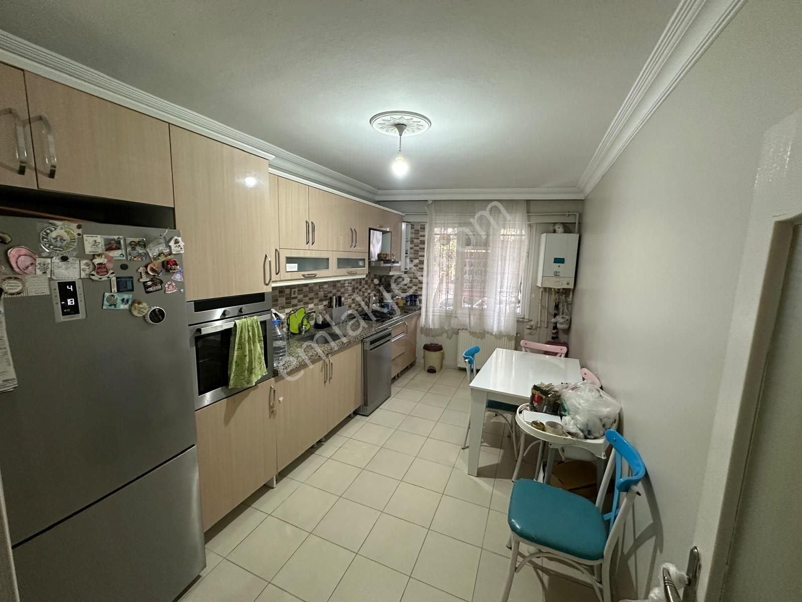 Esenyurt Saadetdere Turgut Özal Mahallesinde Toriuma ,metrobüs E Yakın Kiralık 3+1 130 M2 Daire - Görsel 11