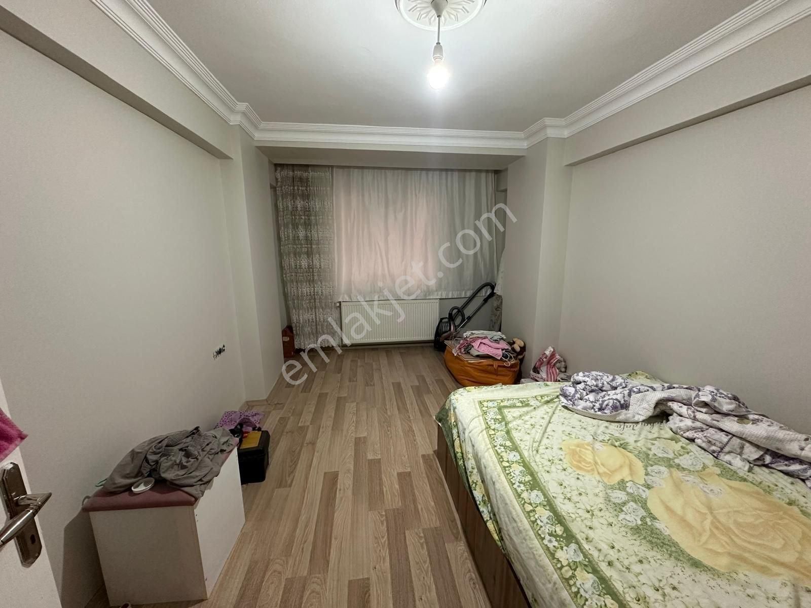Esenyurt Saadetdere Turgut Özal Mahallesinde Toriuma ,metrobüs E Yakın Kiralık 3+1 130 M2 Daire - Görsel 31