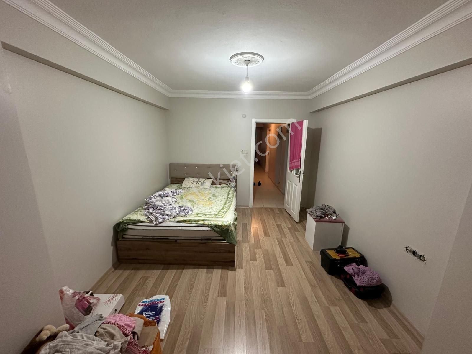 Esenyurt Saadetdere Turgut Özal Mahallesinde Toriuma ,metrobüs E Yakın Kiralık 3+1 130 M2 Daire - Görsel 33