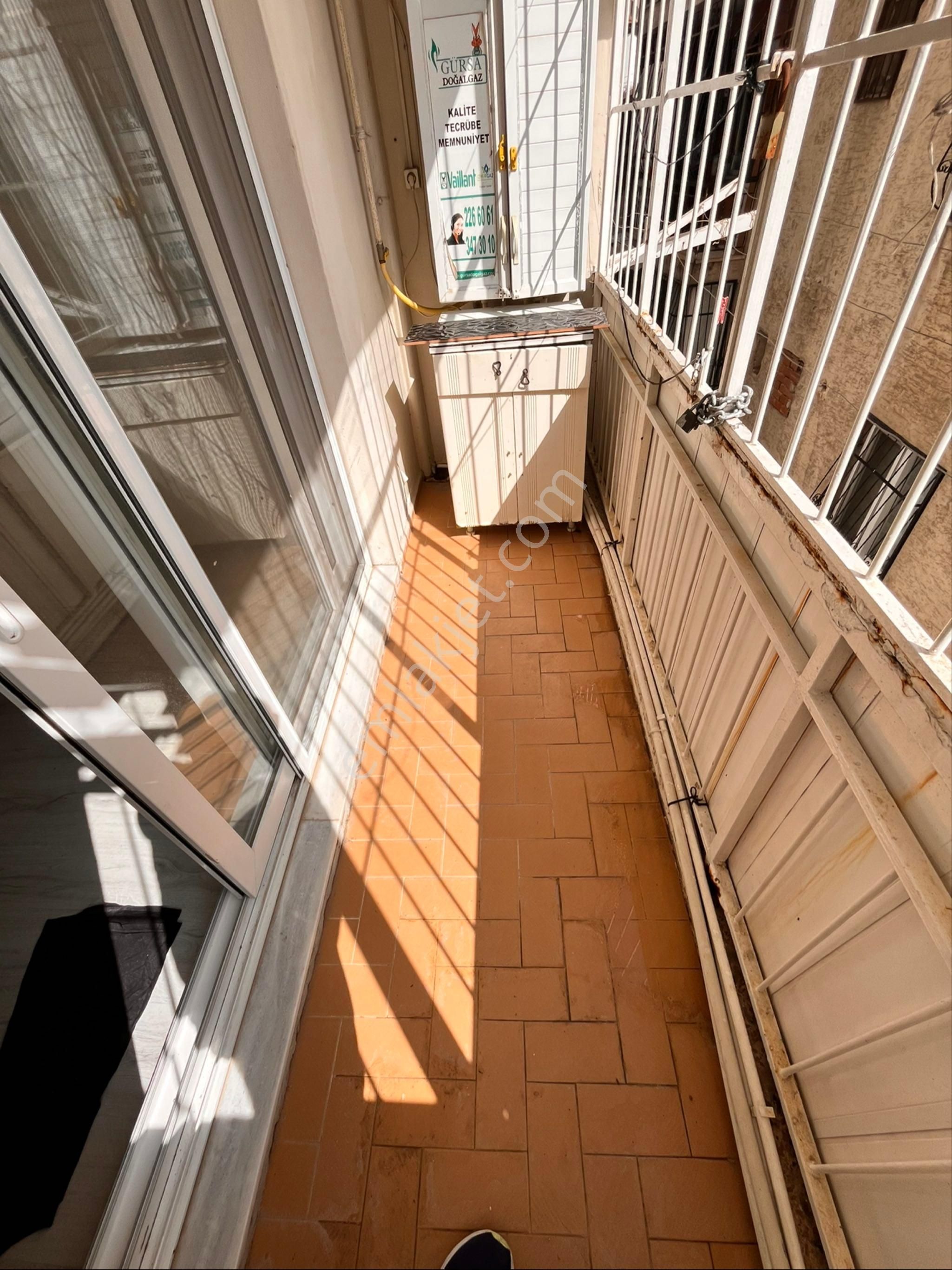 Atilla Mahallesinde 3+1 125m2 Temiz Bakımlı D.gazlı Arakat Daire - Görsel 33