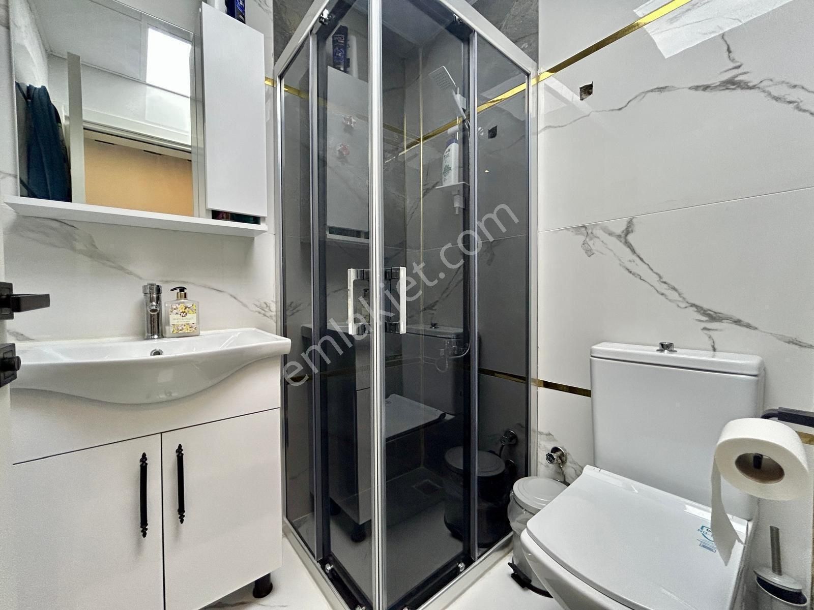 Kuşadası Davutlar’da İç Mimar Tasarımlı | Özel Havuzlu | Full Eşyalı | 3 Banyo Wc | Lüks 4+1 Villa - Görsel 23